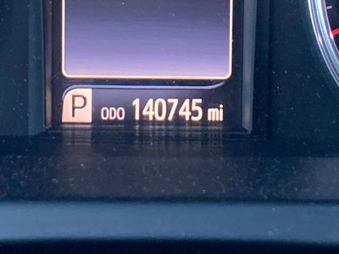 Used 2015 Toyota Camry SE image 10