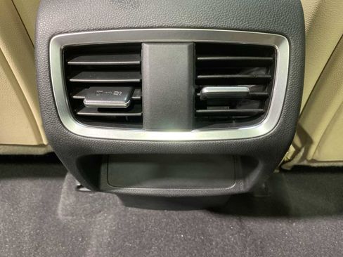 Used 2024 Acura RDX SH-AWD image 25