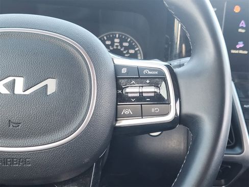 Certified 2022 Kia Sorento S image 27