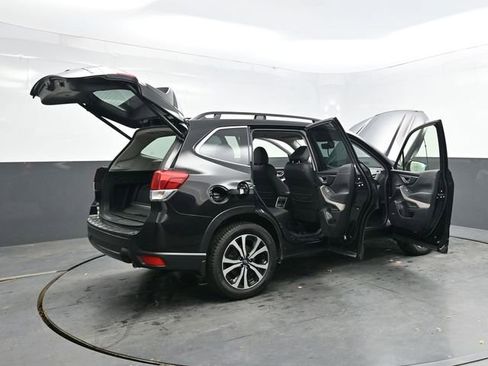 Used 2022 Subaru Forester Limited image 48