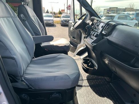 Used 2017 RAM ProMaster 3500 w/ Mopar Trailer Tow Group FWD image 8
