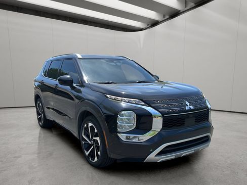 Used 2023 Mitsubishi Outlander SEL FWD image 7