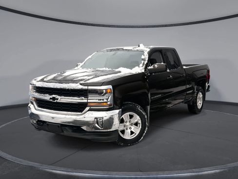 Used 2018 Chevrolet Silverado 1500 LT w/ All Star Edition image 1