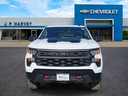 New 2026 Chevrolet Silverado 1500 Custom Trail Boss w/ LPO, Dark Essentials Package