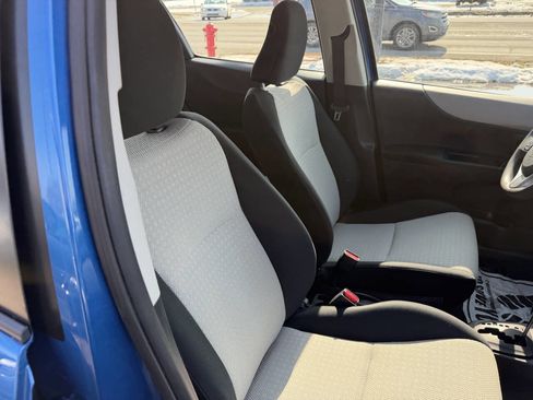 Used 2012 Toyota Yaris LE image 27