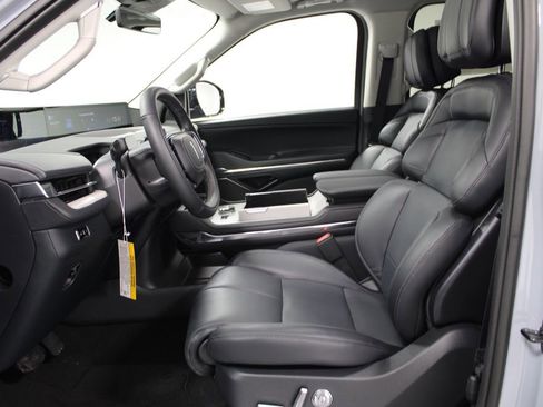 New 2026 Lincoln Navigator Reserve image 23