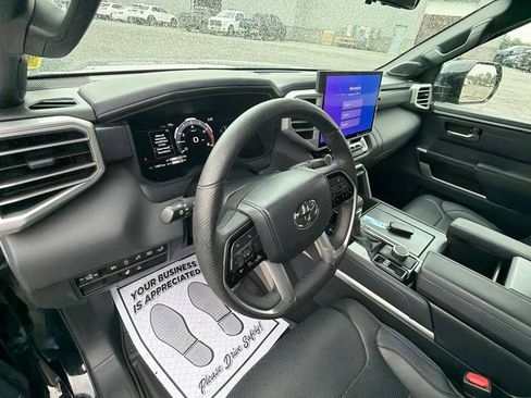 Used 2023 Toyota Tundra Platinum AWD/4WD image 18