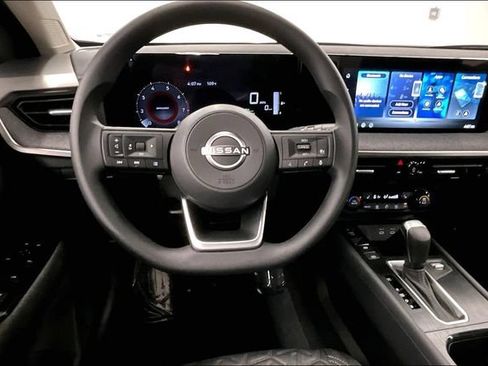 New 2026 Nissan Kicks SV w/ Cold Weather Package AWD/4WD image 23
