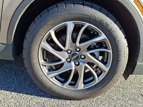 Certified 2021 Lincoln Corsair AWD w/ Equipment Group 101A image 8