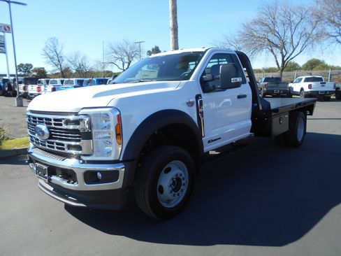 New 2025 Ford F550 4x4 Regular Cab Super Duty image 1