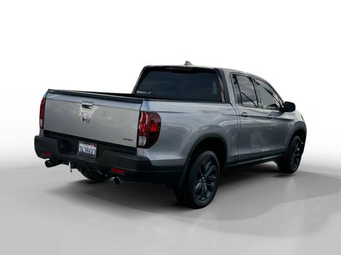 Used 2023 Honda Ridgeline Sport image 5