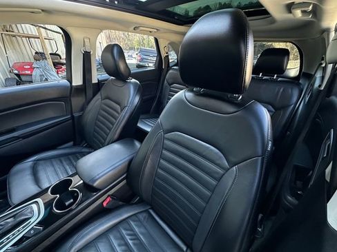 Used 2017 Ford Edge SEL w/ Equipment Group 201A image 12