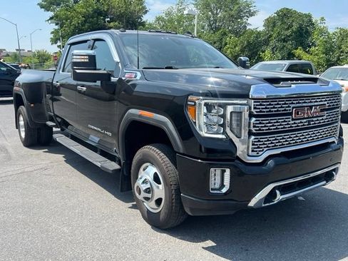Used 2021 GMC Sierra 3500 Denali w/ Denali Ultimate Package AWD/4WD image 1