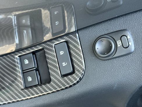 Used 2014 Chevrolet Camaro SS RWD image 11