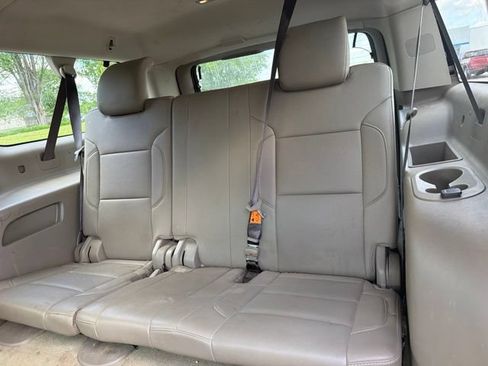 Used 2019 Chevrolet Suburban Premier w/ RST 6.2L Performance Edition AWD/4WD image 7