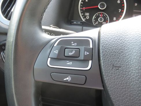 Used 2017 Volkswagen Tiguan Sport AWD/4WD image 20