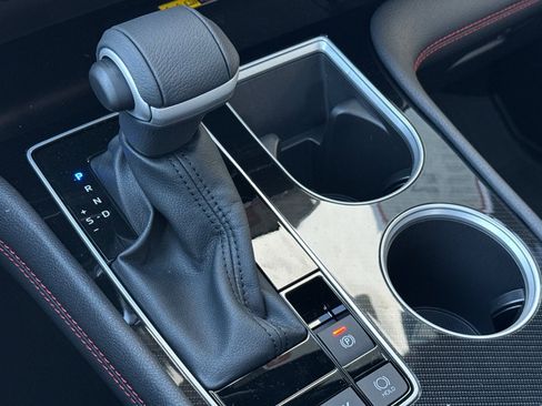 Certified 2025 Toyota Sienna XSE image 29