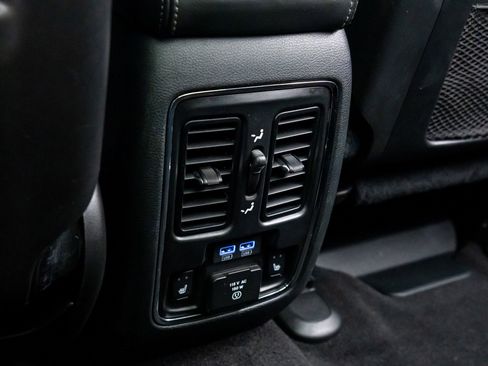 Used 2020 Jeep Grand Cherokee Summit image 18