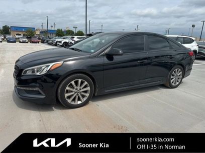 Used 2017 Hyundai Sonata Limited w/ Tech Package 03