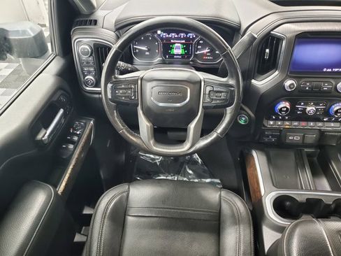 Used 2020 GMC Sierra 2500 Denali w/ Denali Ultimate Package image 9
