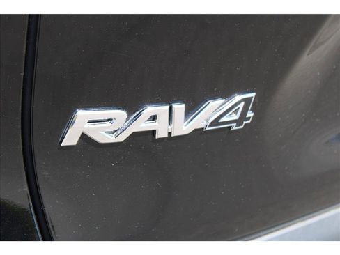 Used 2021 Toyota RAV4 XLE Premium AWD/4WD image 34