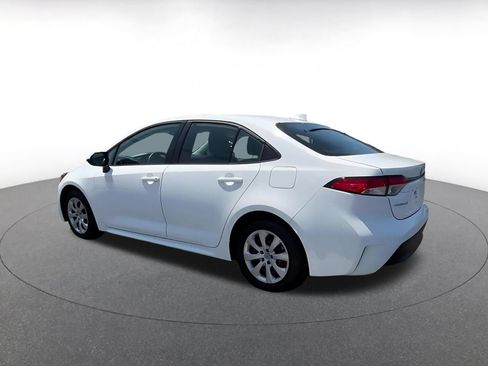 Used 2025 Toyota Corolla LE FWD image 10