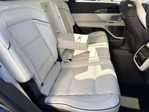 New 2026 Lincoln Nautilus Black Label w/ Jet Appearance Package image 10