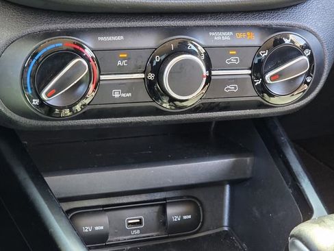 Used 2020 Kia Soul X-Line image 23