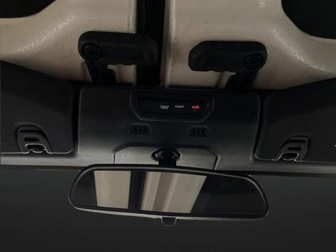 Used 2022 Jeep Wrangler Unlimited Sport image 24