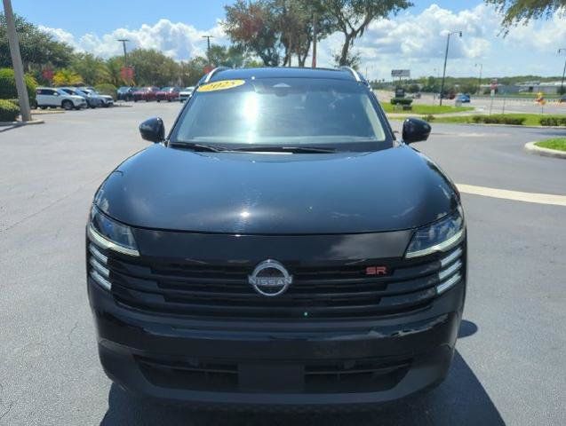 Certified 2025 Nissan Kicks SR FWD image 15