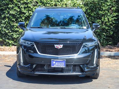 Used 2023 Cadillac XT6 Sport w/ Technology Package