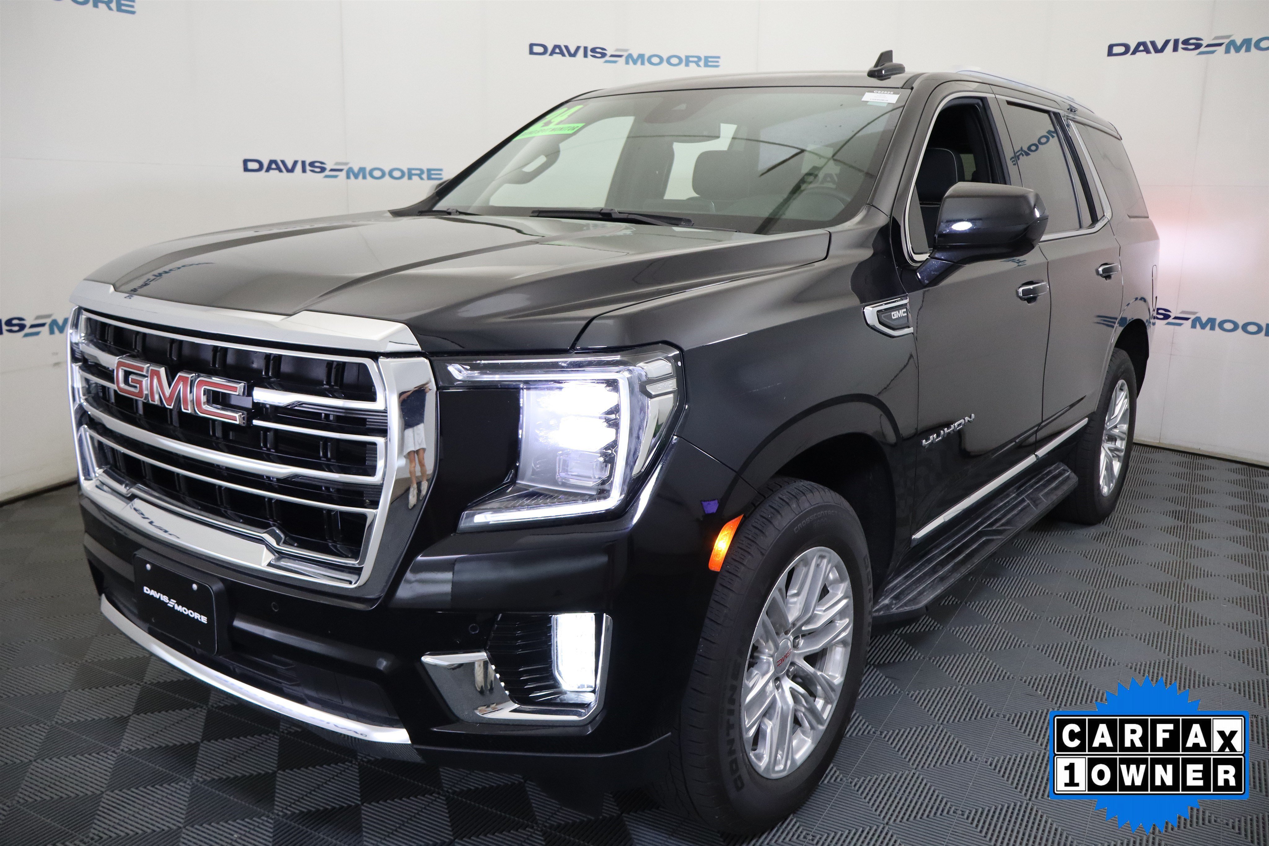 Used 2024 GMC Yukon SLT w/ Max Trailering Package AWD/4WD image 12