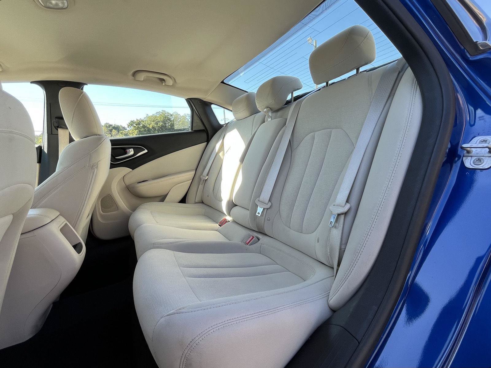 Used 2016 Chrysler 200 Limited FWD image 16