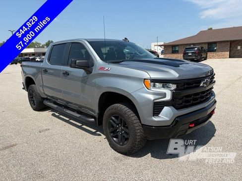 Used 2024 Chevrolet Silverado 1500 LT Trail Boss w/ Convenience Package II AWD/4WD image 9