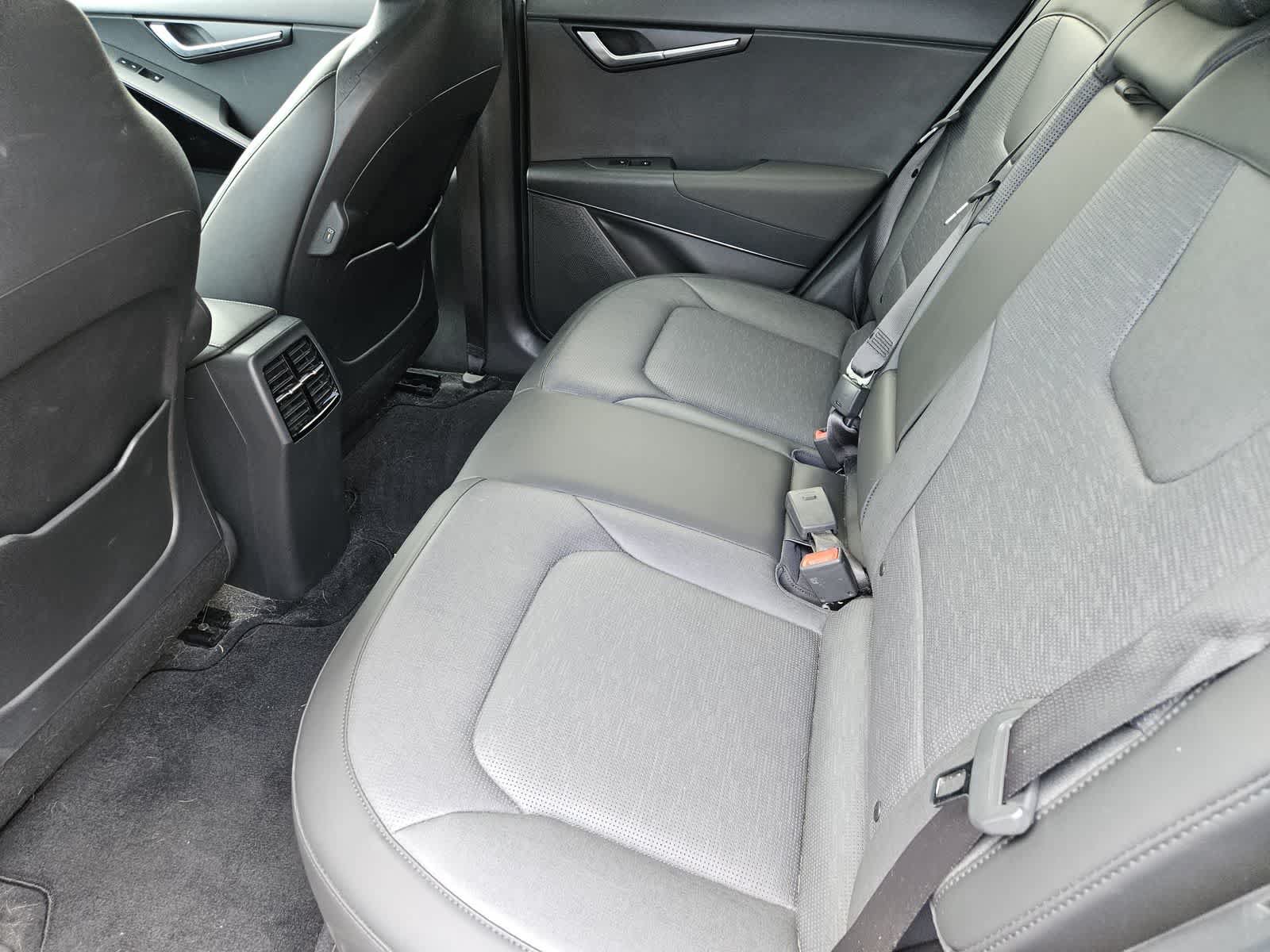 Certified 2023 Kia Niro Wave w/ Wave Preserve Package FWD image 28