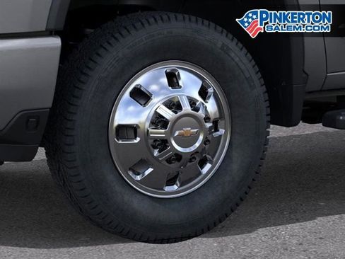 New 2026 Chevrolet Silverado 3500 High Country w/ Technology Package image 9