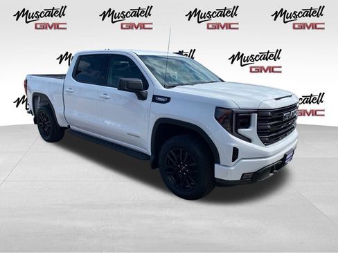 New 2026 GMC Sierra 1500 Elevation image 3