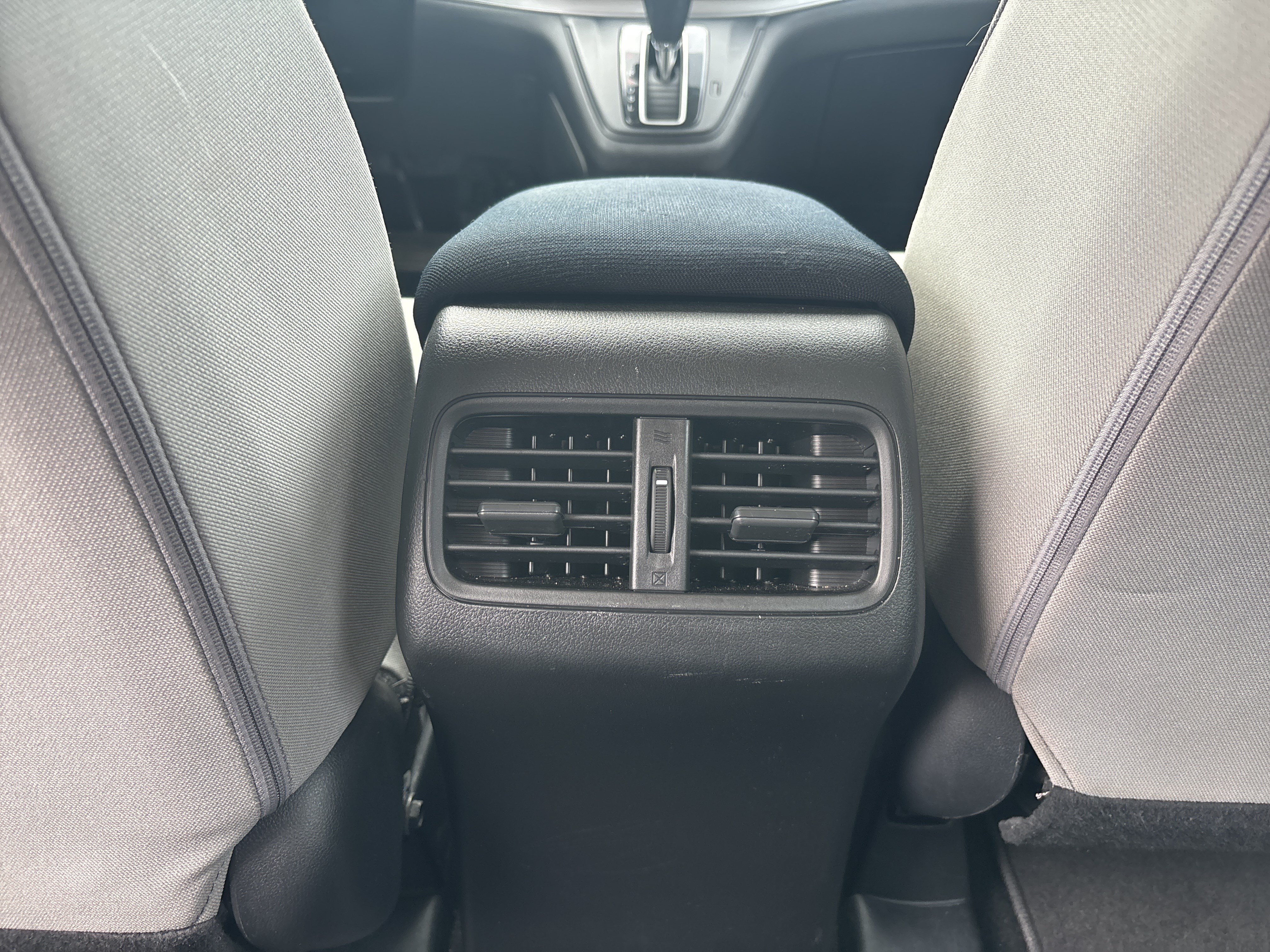 Used 2015 Honda CR-V LX image 28