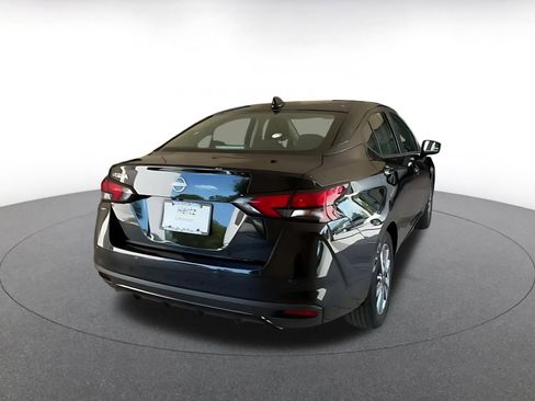 Used 2025 Nissan Versa SV image 14