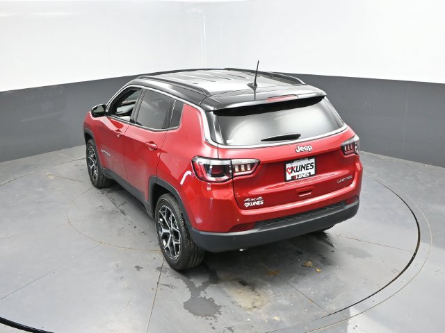 Used 2026 Jeep Compass Limited w/ Mopar All Weather Package AWD/4WD image 41
