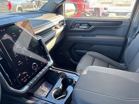 New 2026 GMC Yukon Elevation image 30