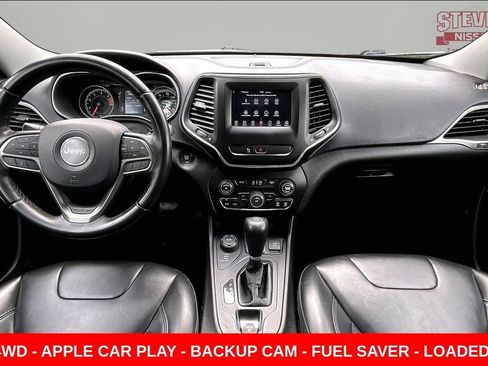 Used 2019 Jeep Cherokee Latitude Plus AWD/4WD image 7