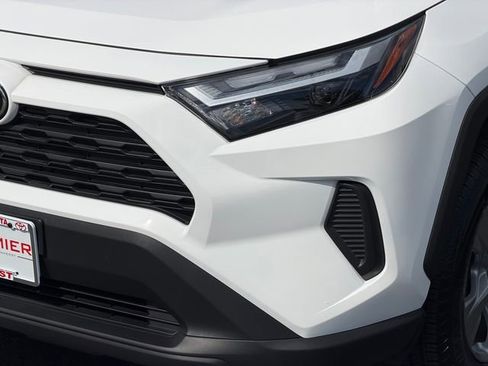 Certified 2025 Toyota RAV4 XLE w/ Convenience Package AWD/4WD image 10