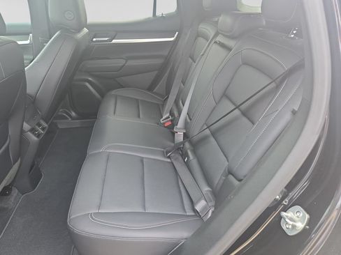 Used 2026 GMC Terrain Elevation w/ Elevation Premium Package AWD/4WD image 36