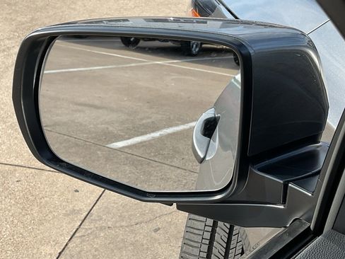 Used 2025 Acura RDX A-Spec image 11