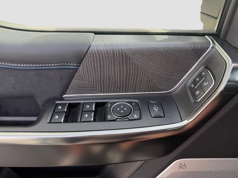 New 2025 Ford F250 Platinum w/ FX4 Off-Road Package AWD/4WD image 24