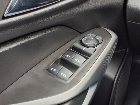 Used 2024 Chevrolet Trax RS image 39