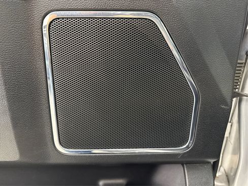 Used 2018 Ford F150 Lariat w/ Equipment Group 502A Luxury AWD/4WD image 39