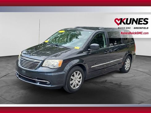 Used 2012 Chrysler Town & Country Touring w/ Entertainment Group #1 FWD image 4