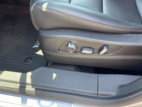 Used 2021 Cadillac XT4 Sport w/ Cold Weather Package AWD/4WD image 13